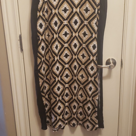 Dress - Picture 5 of 5